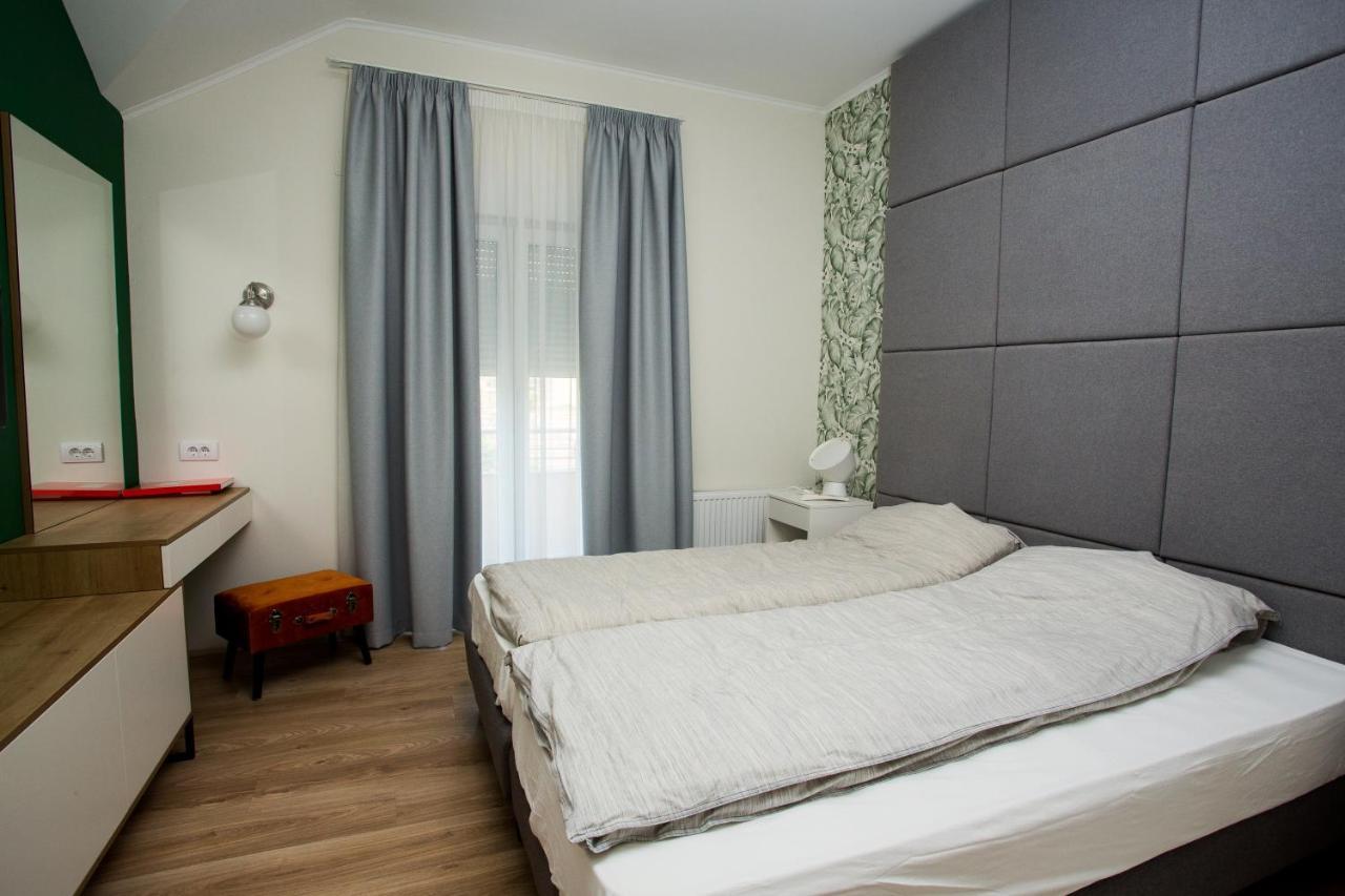 Apartman Zeka Paragvajac Apartment Subotica Luaran gambar